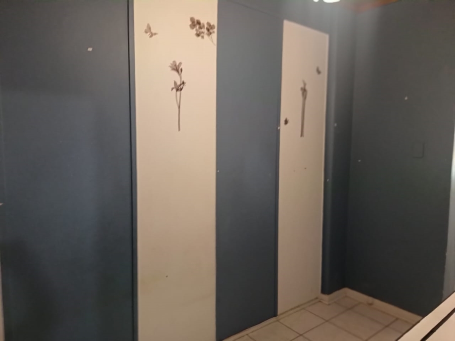 3 Bedroom Property for Sale in Beaconsfield Northern Cape